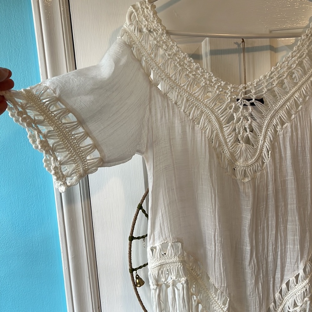 Beach coverup - Picture 2 of 4